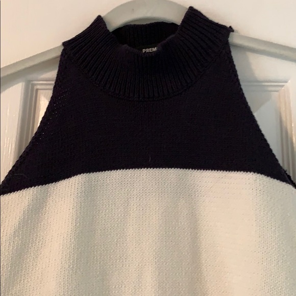 Mock, sleeveless turtleneck - Picture 3 of 3